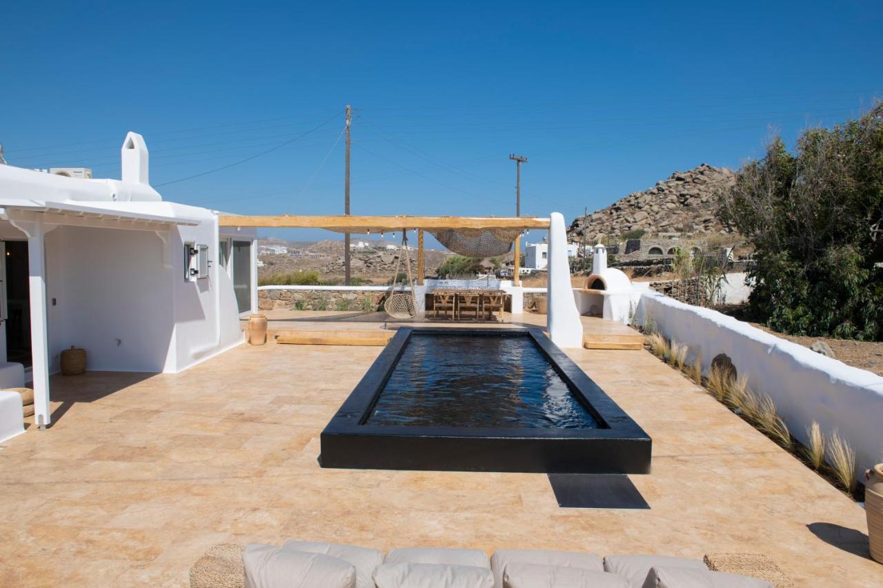 Little Villa Amid Super Paradise-Jackieo' Mykonos Bagian luar foto