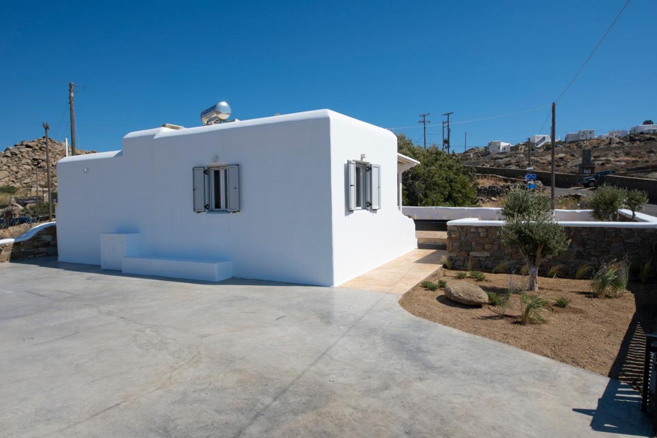 Little Villa Amid Super Paradise-Jackieo' Mykonos Bagian luar foto