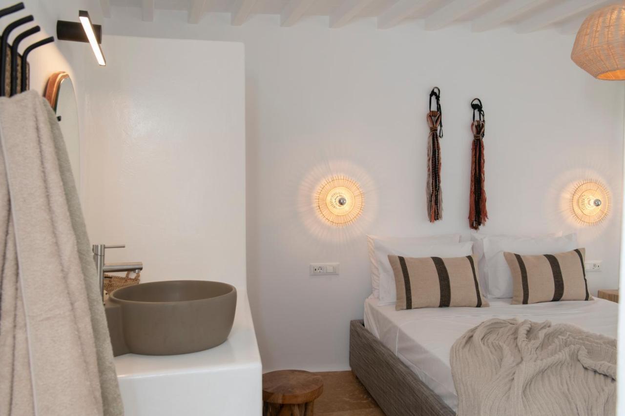 Little Villa Amid Super Paradise-Jackieo' Mykonos Bagian luar foto