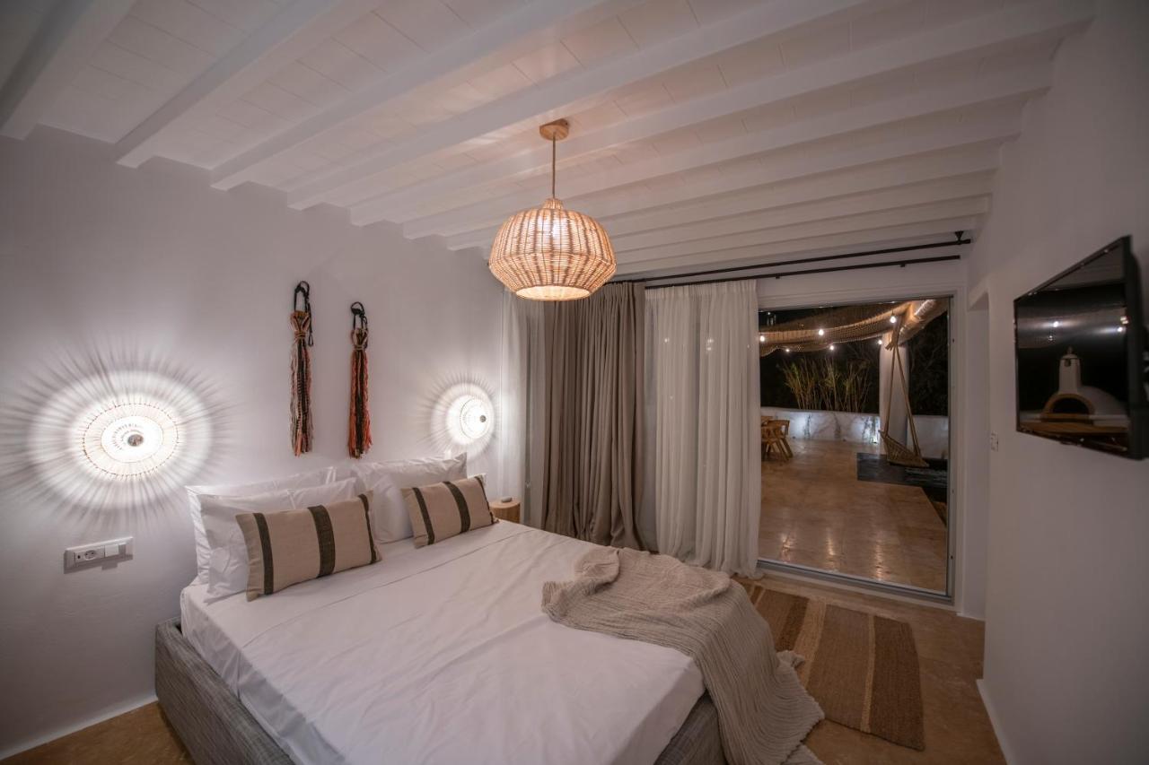 Little Villa Amid Super Paradise-Jackieo' Mykonos Bagian luar foto