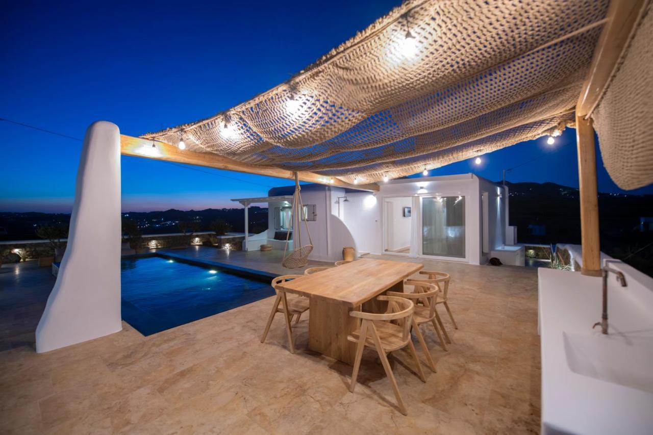 Little Villa Amid Super Paradise-Jackieo' Mykonos Bagian luar foto